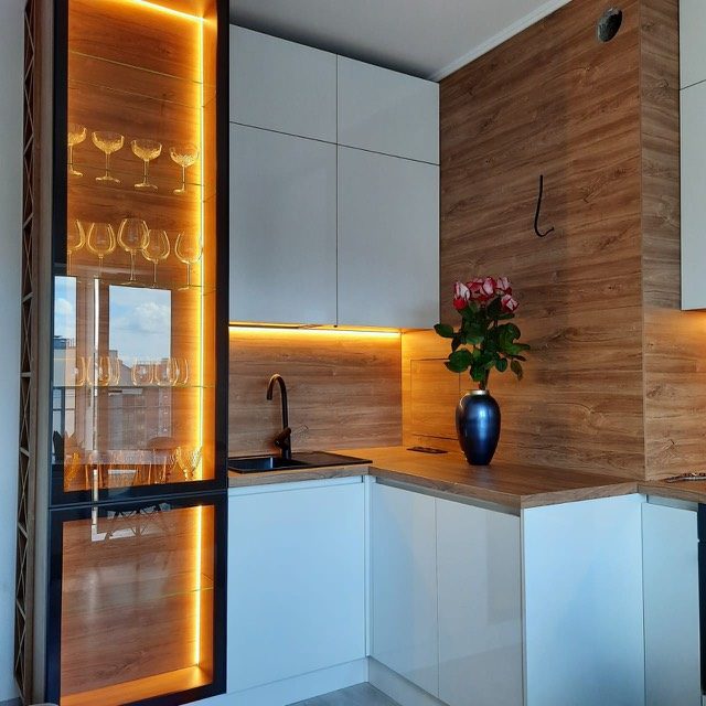 Кухня: глянец и Egger Шерман